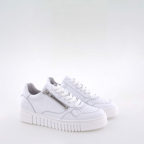 Juki White Low Sneakers