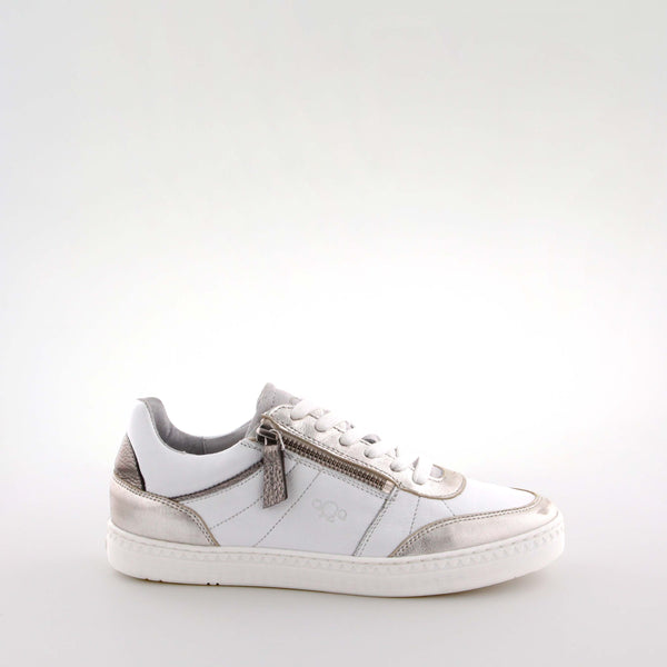 Bear White Leather Low Sneakers