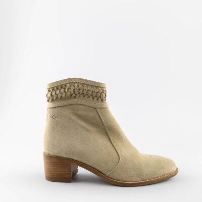 Davina Beige