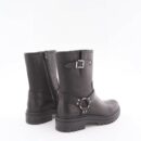 Gusta Black