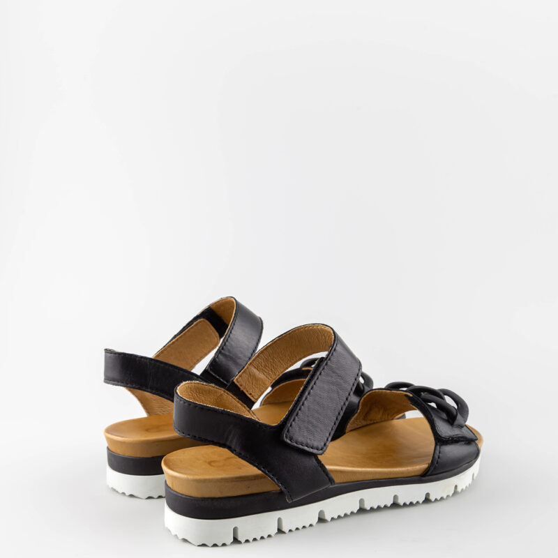 Mel Black - Image 3