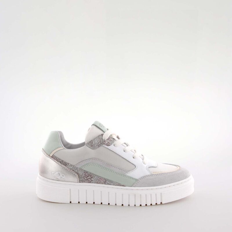 Siri White / Green