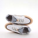 Siri Beige / White