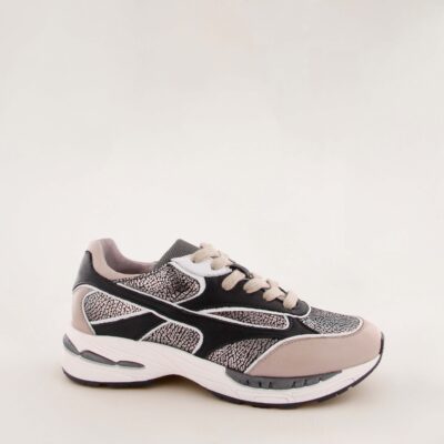 Women’s leather sneakers in off-white, black, and gray tones by Aqashoes, featuring a modern design with textured panels and comfortable sole.